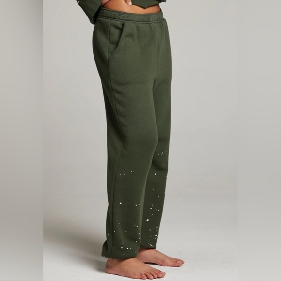 Chaser Ombré Forest Night Splatter Paint Pullover and Matching Pant - Picture 4 of 7